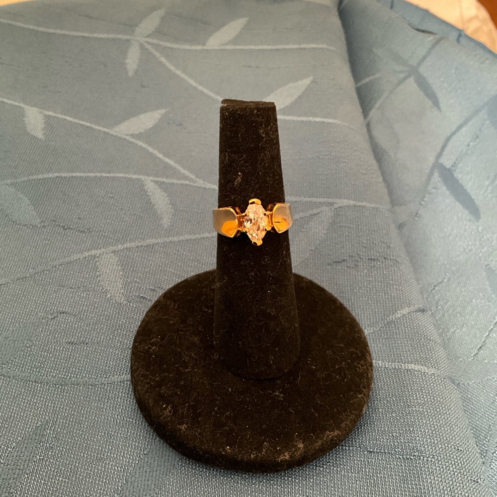 Elegant Gold Women's Ring with CZ Marquise Size 5 New in Box